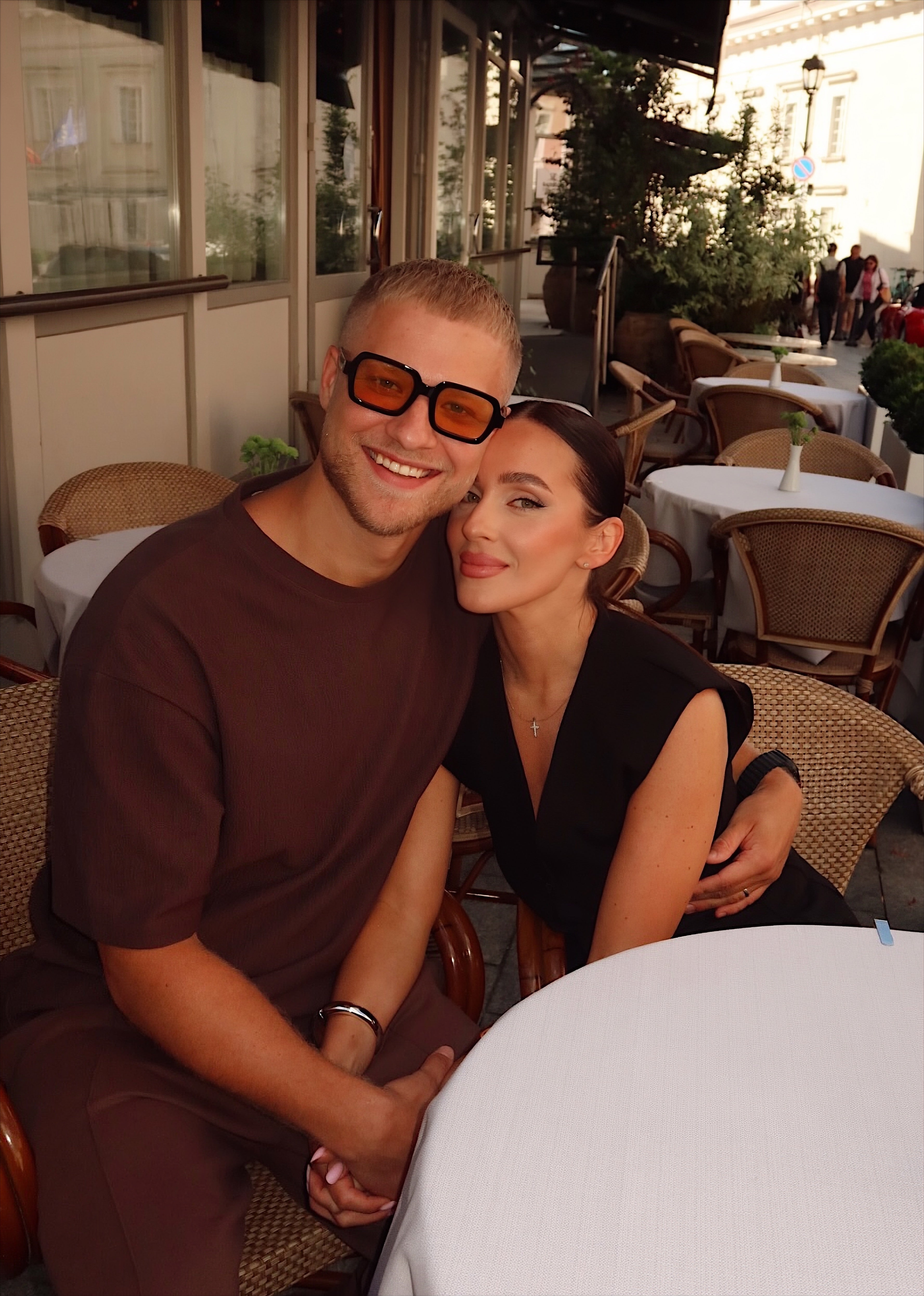 Warm couple photosession by Liza Peker in Vilnus, Lithuania.